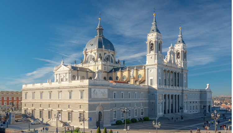 La catedral de La Almudena acogerá el funeral por las víctimas del accidente ferroviario de Adamuz en Córdoba