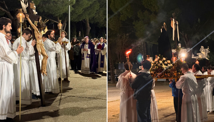Los jóvenes de la diócesis de Getafe celebran un Vía Crucis en el marco de una nueva OCEO